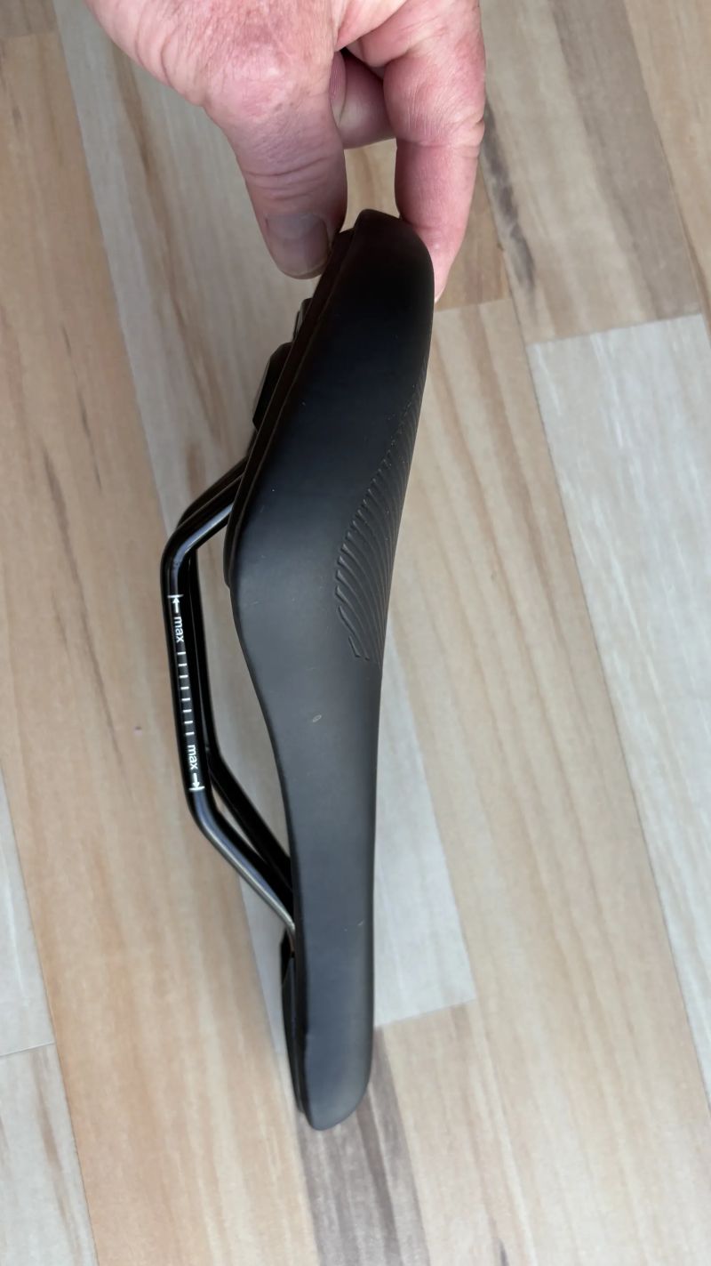 Sedlo Natural Fit Venec Lite