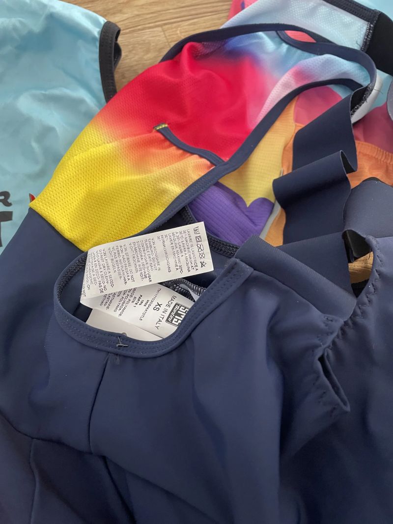 Santini sada oblečení