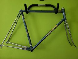 Prodám rám Gianni Motta