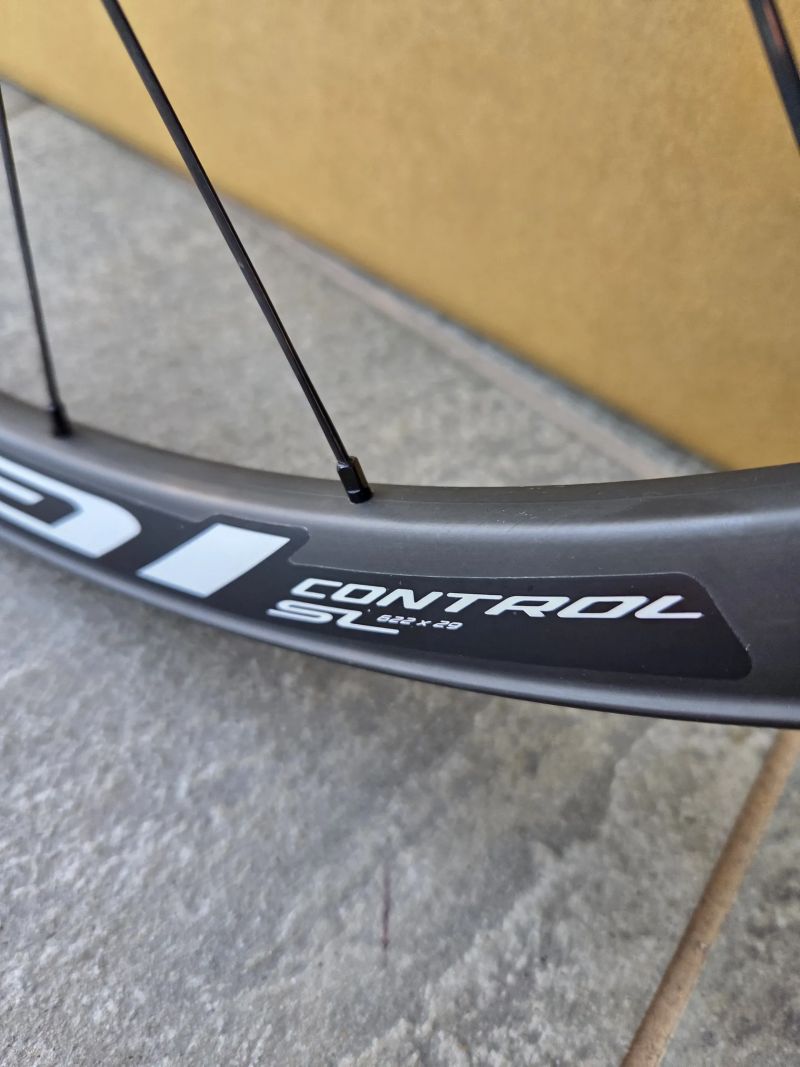 Specialized Roval Control SL / 1 240 g