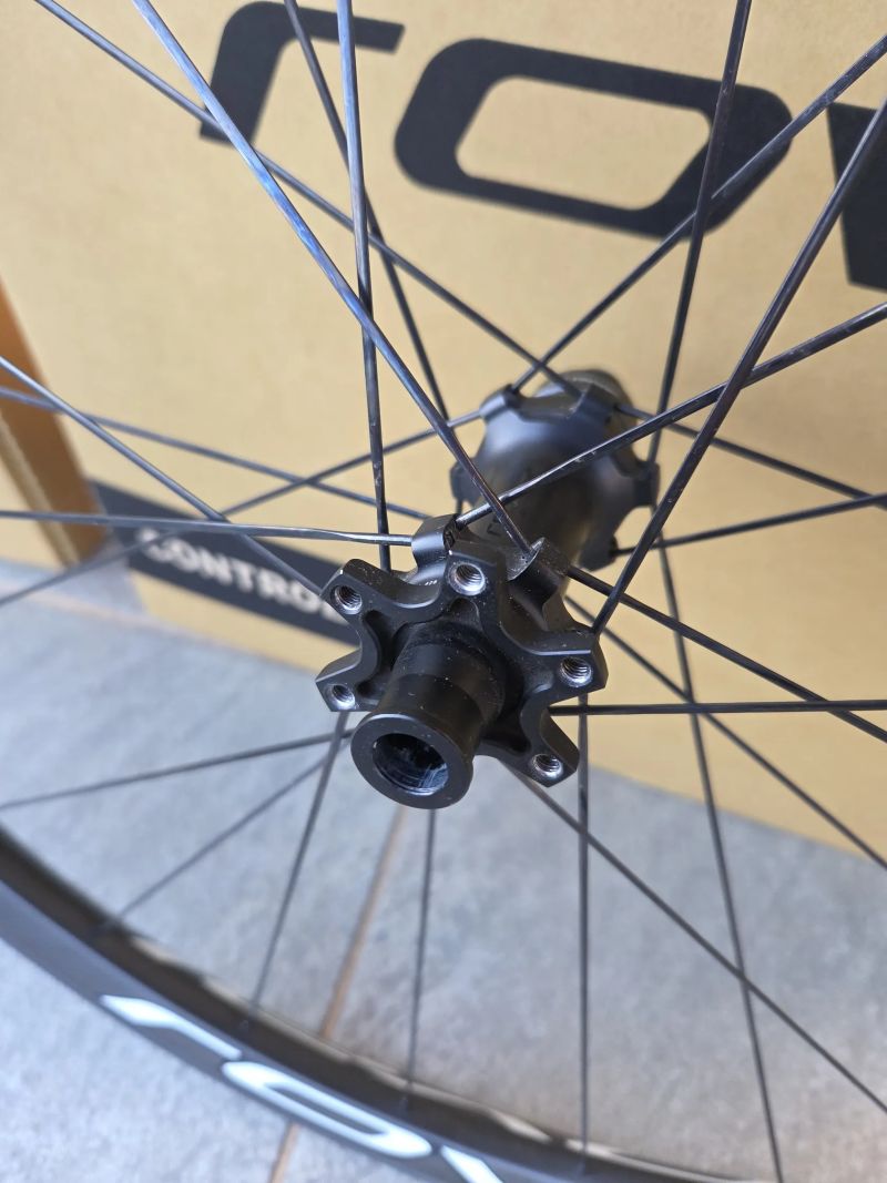 Specialized Roval Control SL / 1 240 g