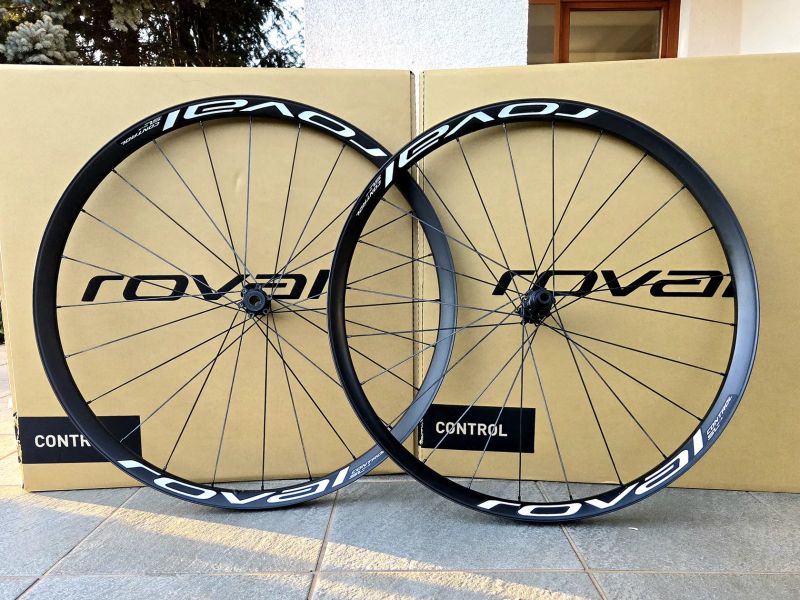 Specialized Roval Control SL / 1 240 g