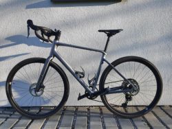 Cube Cube Nuroad SLX ashgrey´n´grey 2026 včetně příslušenství