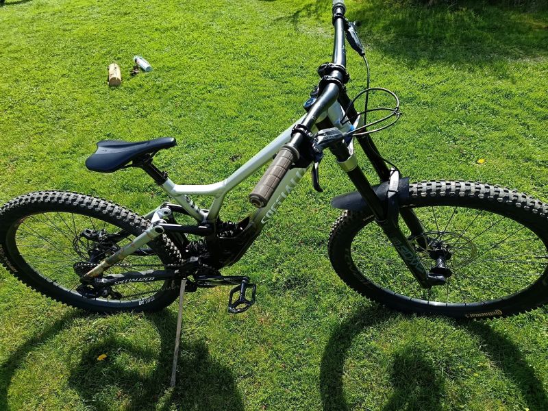 Specialized Demo 8 Expert