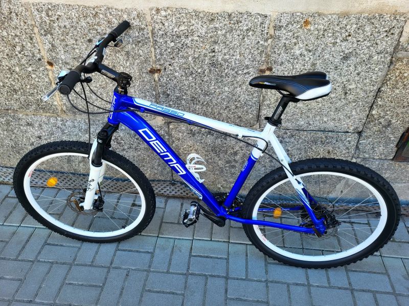 DEMA PASSO 26" ALIVIO 3x8/KOTOUČE - velikost 19" 