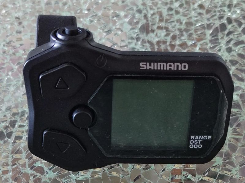ovládání s displejem Shimano SC-EN500