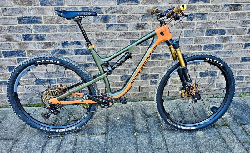 2019 - Rocky Mountain Instinct Carbon 70 - top stav!