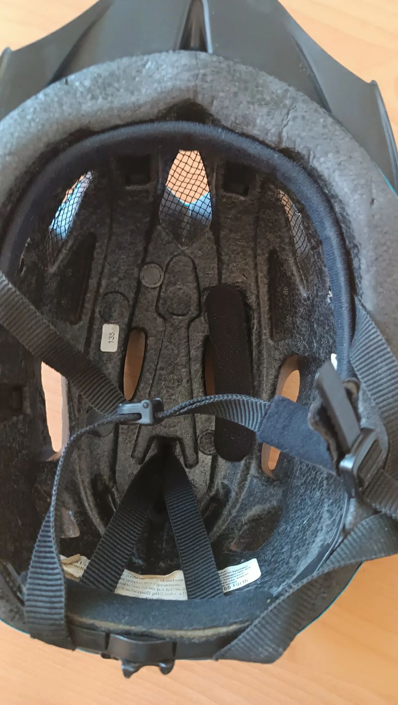 Dětská helma Uvex quatro vč. světla 