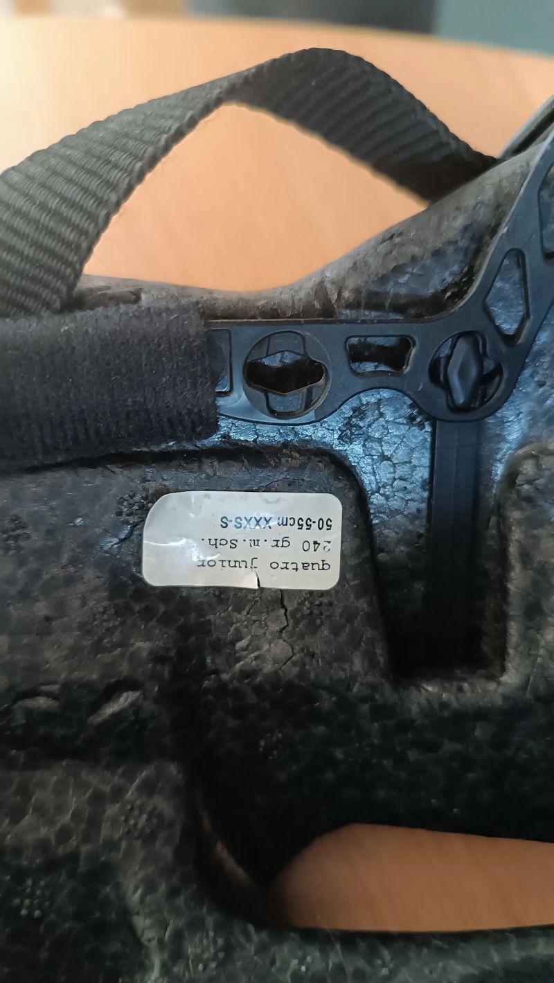 Dětská helma Uvex quatro vč. světla 