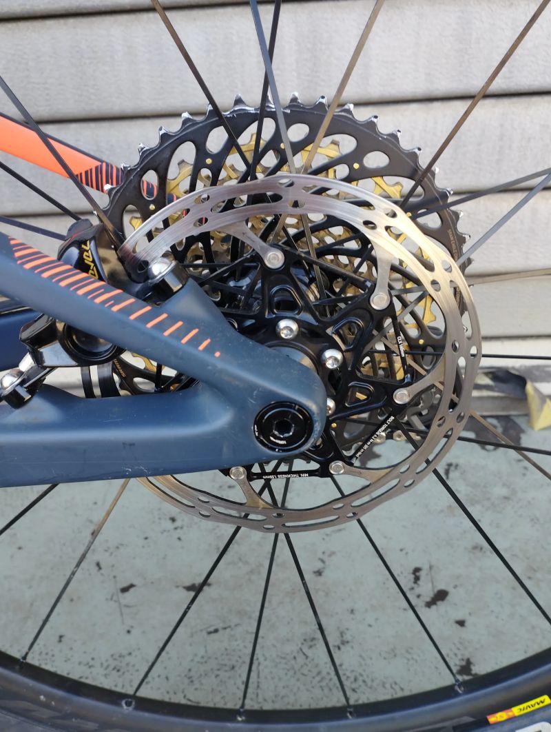 Orbea OIZ M-LTD, komplet SRAM XX1, karbonová kola!