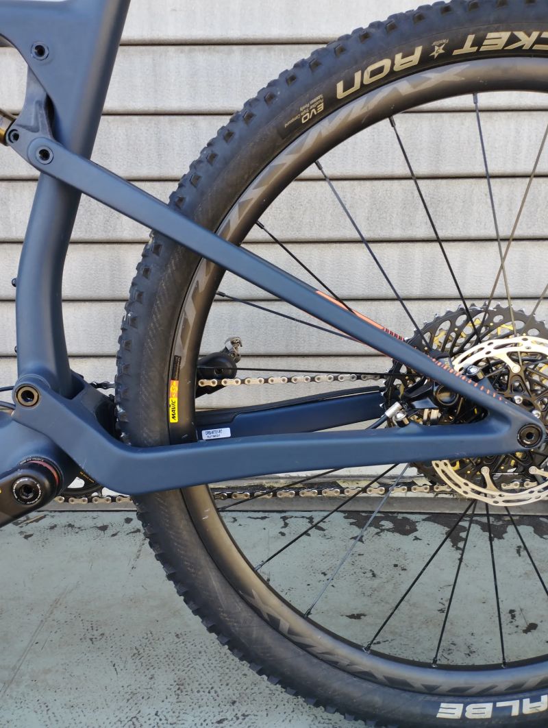 Orbea OIZ M-LTD, komplet SRAM XX1, karbonová kola!