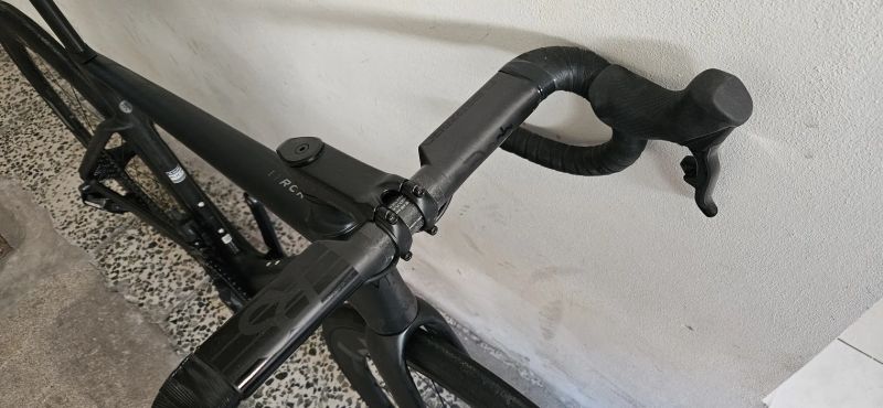 Van Rysel RCR PRO Sram force