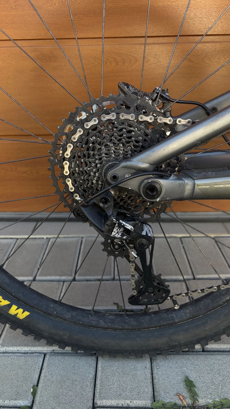 Specialized Status 160 S3