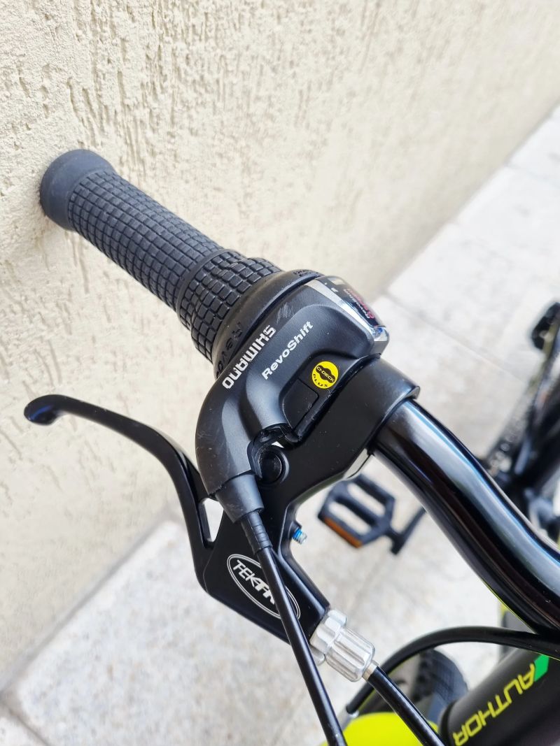 #58 Dětské kolo Author Cosmic 20“ 2024 pro 6-9let