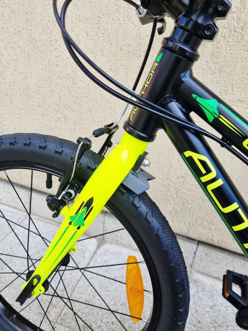 #58 Dětské kolo Author Cosmic 20“ 2024 pro 6-9let