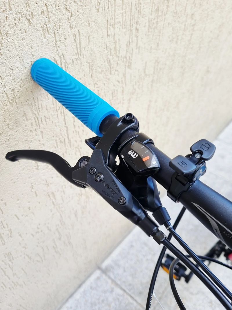 #59 Horské kolo Kross 27,5“ AIR 2023, pro 150-165 cm