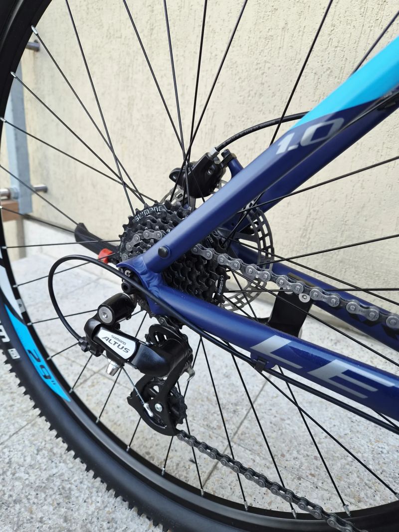 #66 Zánovní Kross Level 29“ pro 180-195 cm