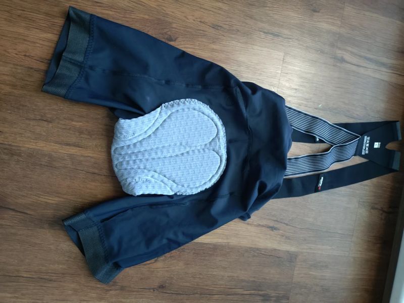 Kraťasy ASSOS equipe RS