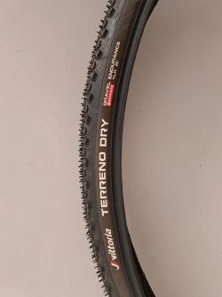 Gravel plaste Vittoria terreno (dry + mix)