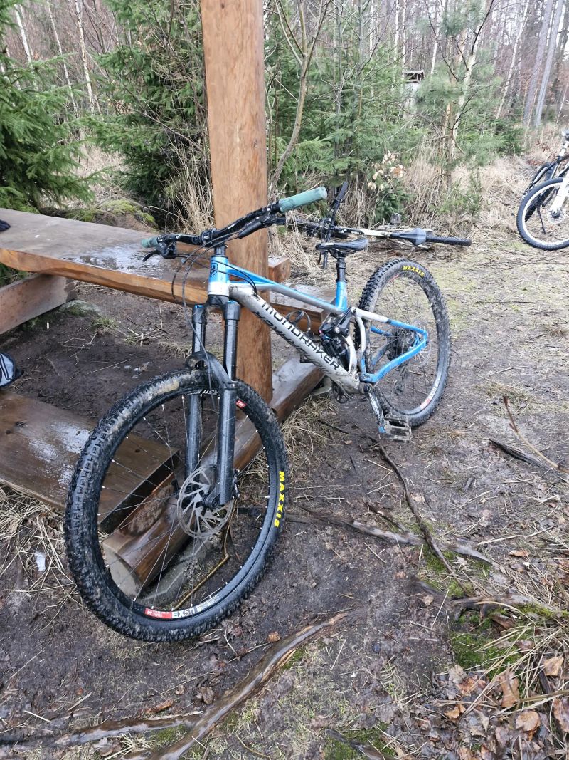 Mondraker Superfoxy 2023