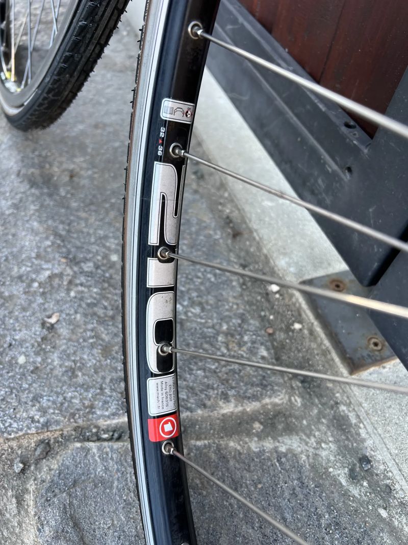 Author Horizon + 2 x náhradní kola