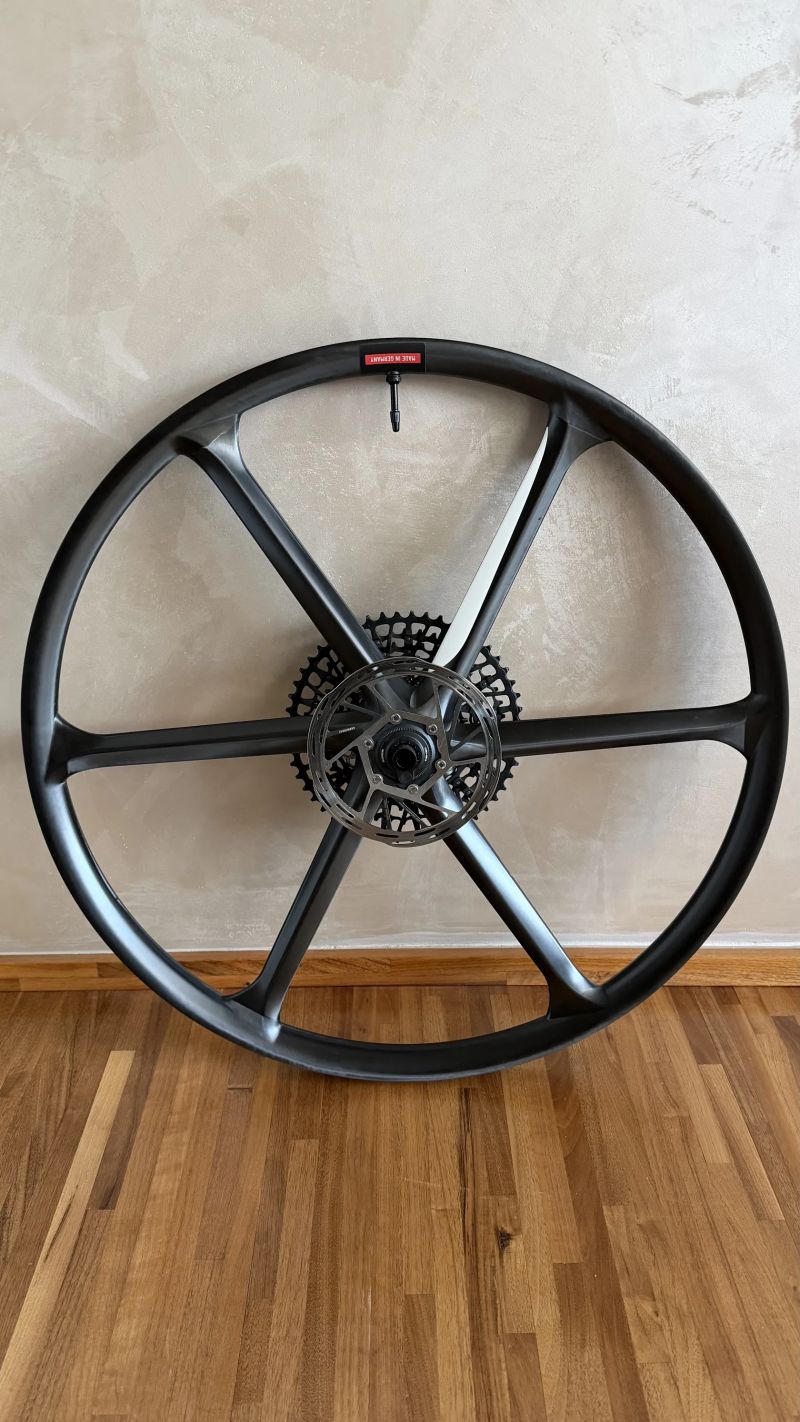 Loukoťová karbonová kola -Bike Ahead Composites BiTurbo Gravel / Cross (E-Road)