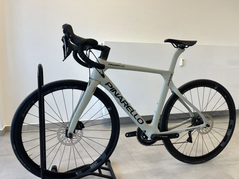 Pinarello Paris 105