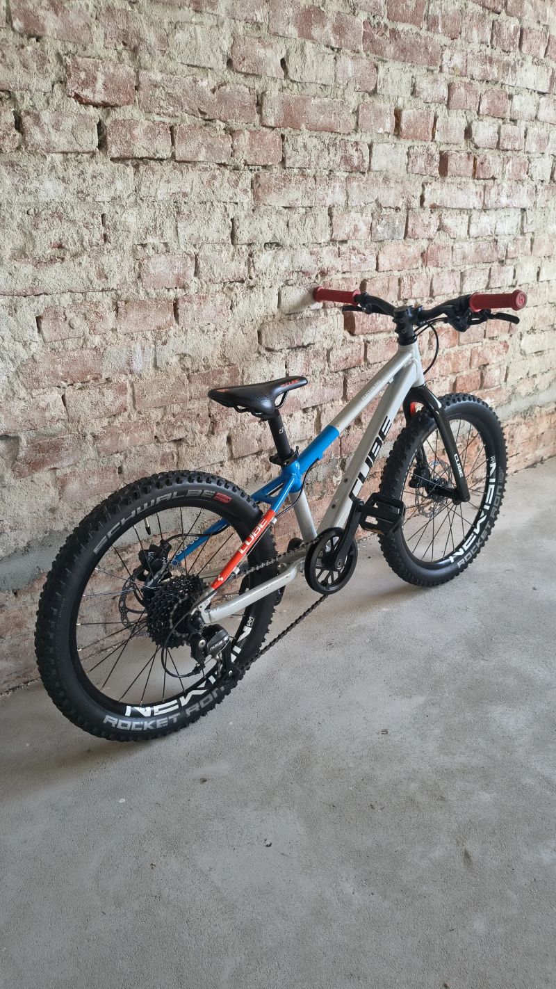 Cube Reaction 200 Pro