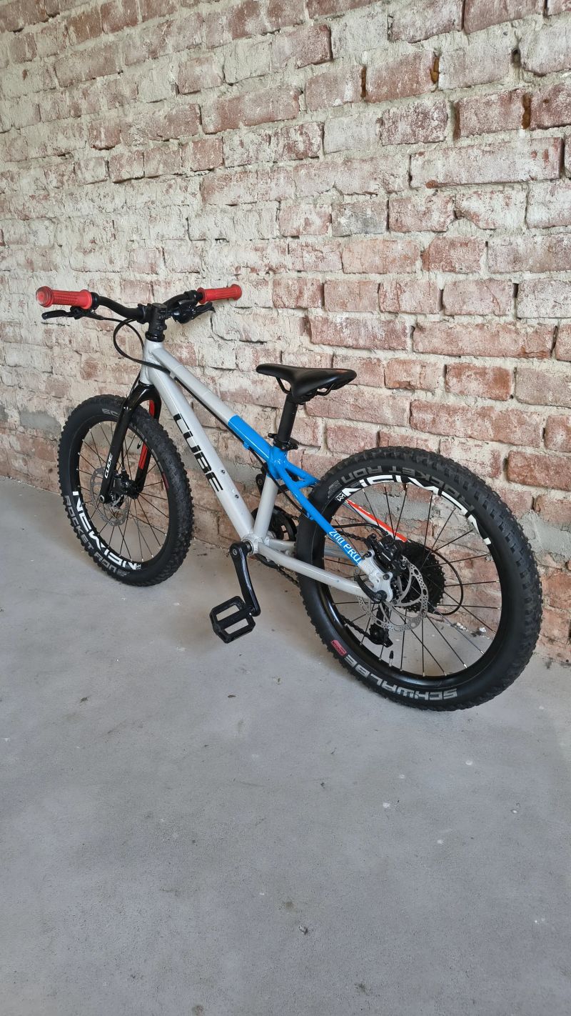 Cube Reaction 200 Pro