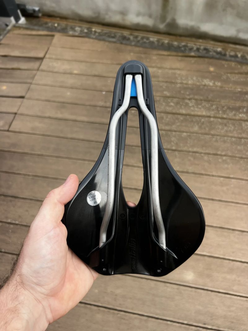 Silniční sedlo Selle Italia NOVUS BOOST EVO SuperFlow Ti