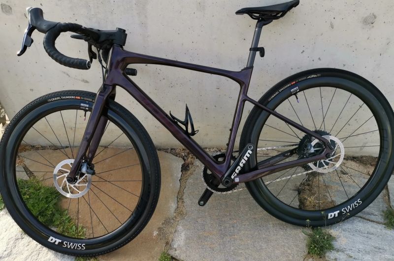 Giant Revolt Advanced Pro - Sram Red/Force Axs XPLR 1x12, DT Swiss GRC1400..Top komponenty i Stav!