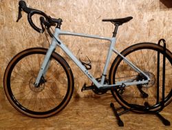 Gravel kolo CUBE NUROAD RACE haze 'n' gloss 2025, velikost rámu M