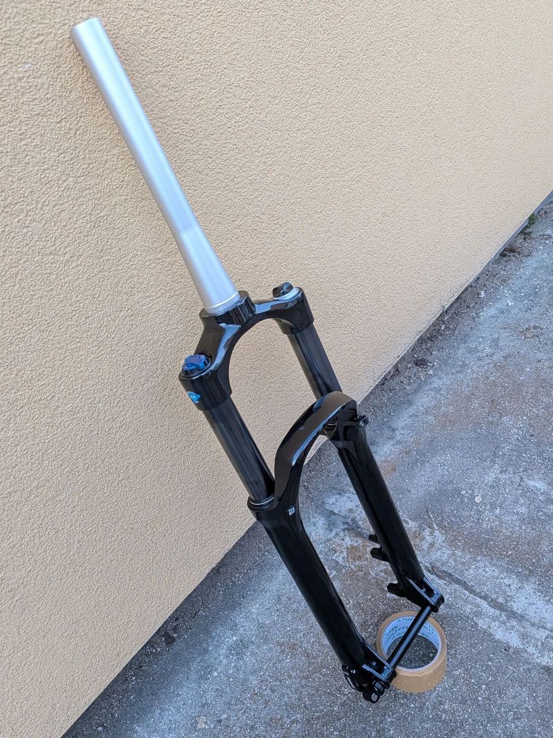 vidlice Suntour XCR34 Air 27,5"