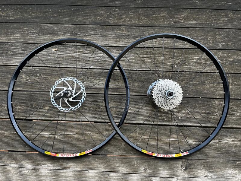 Zapletená kola DT Swiss Cerit, Mavic X317