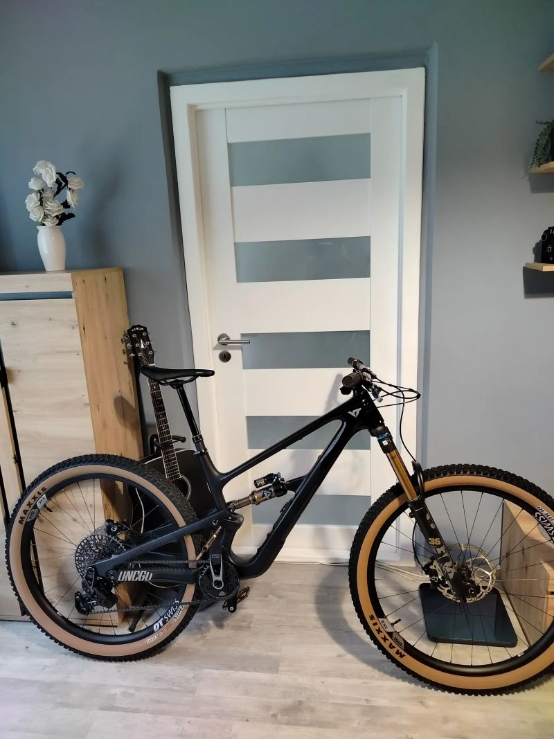 YT Industries Jeffsy Core 4 - TOP STAV