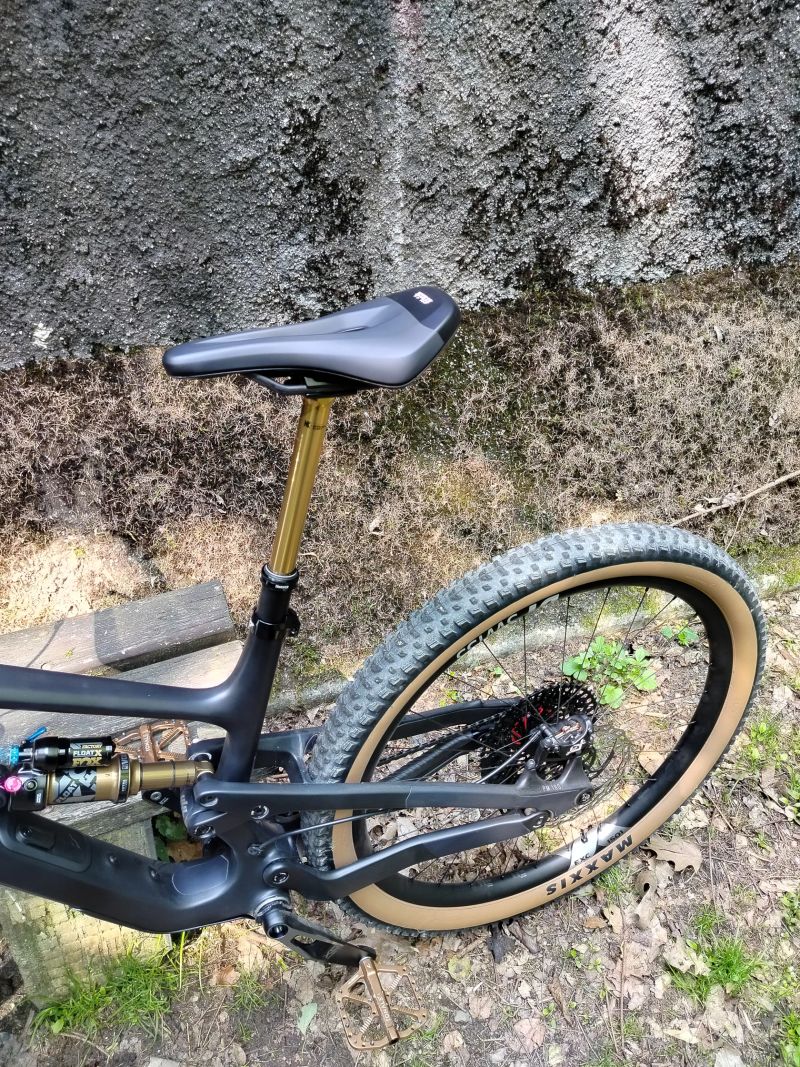 YT Industries Jeffsy Core 4 - TOP STAV