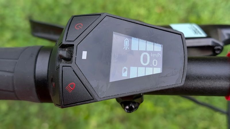 eMTB Rockrider E-ST900–velikost M, super stav.