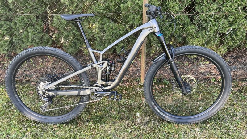Trek Fuel EX 8 XT Gen 6 vel. M/L - najeto 130 km