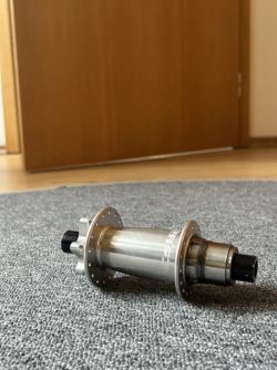 Náboj Erase J-Bend MTB Superboost IS-6