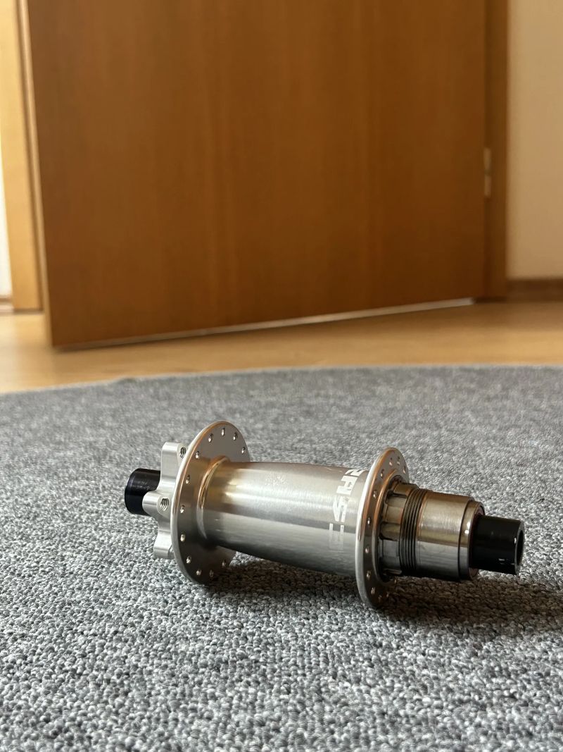 Náboj Erase J-Bend MTB Superboost IS-6