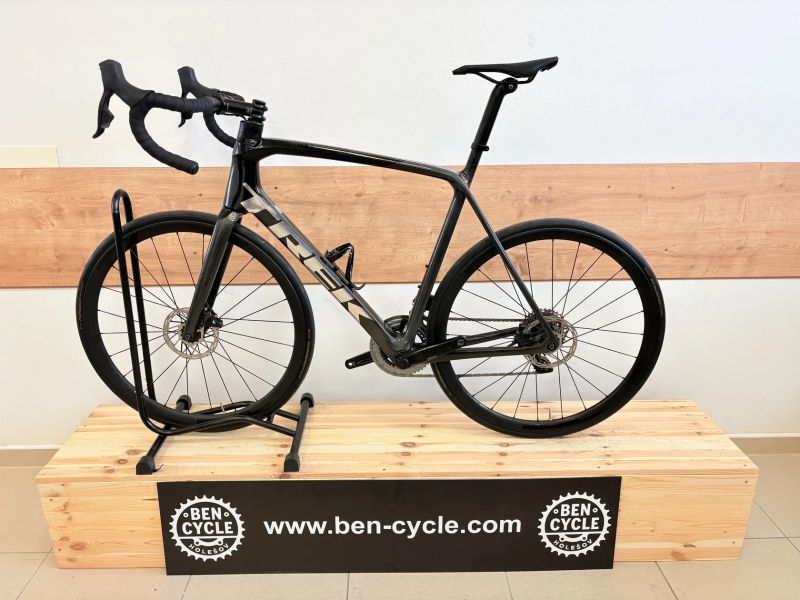 Trek Emonda - Axs - wattmetr - karbonová kola bontrager