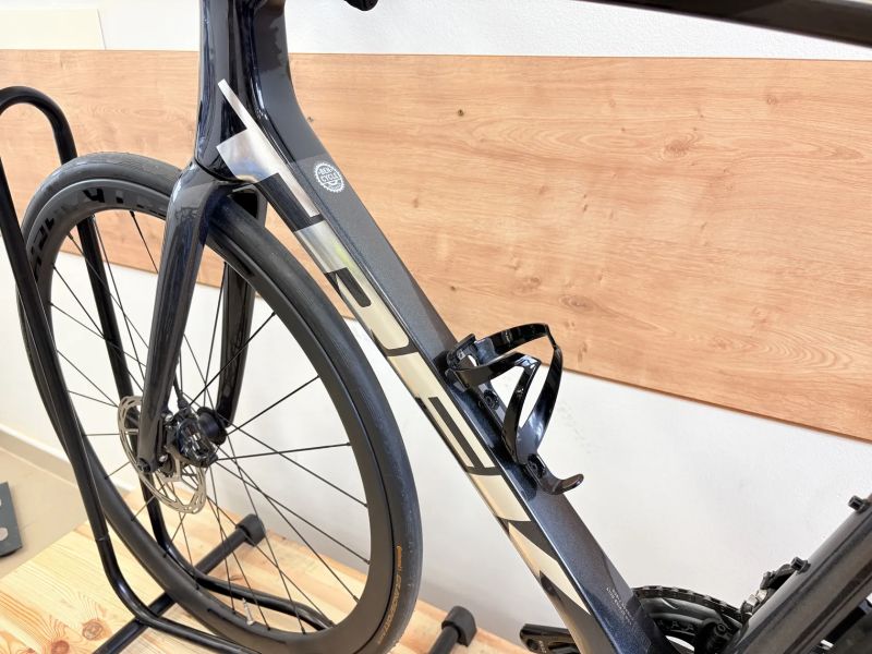 Trek Emonda - Axs - wattmetr - karbonová kola bontrager