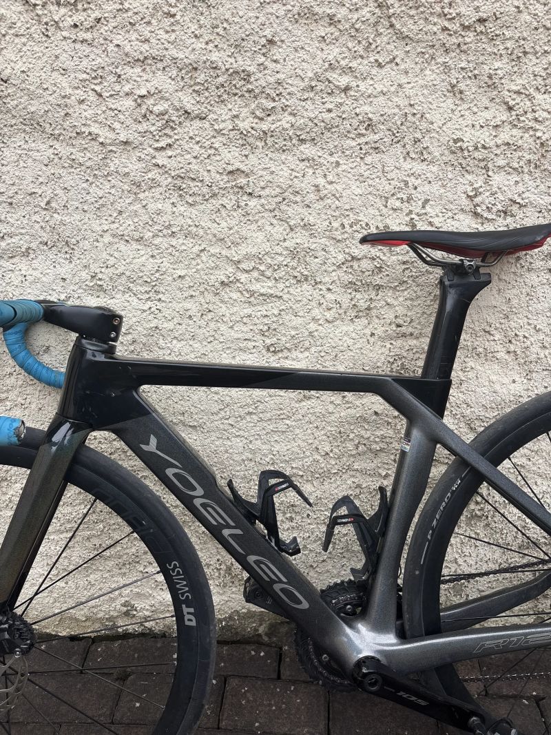 Prodám karbonovou rámovou sadu YOEL R12 ve velikosti 47 cm (XS)