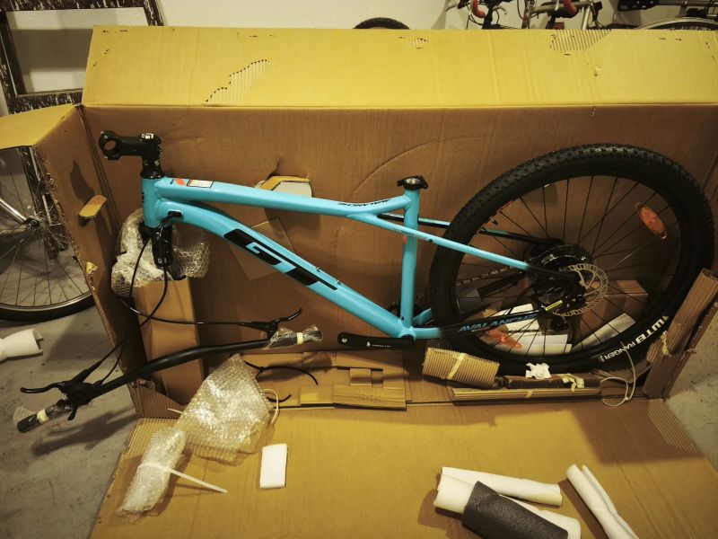 GT AVALANCHE 27,5 COMP Kola 27,5 vel. M, jednoplacka!!