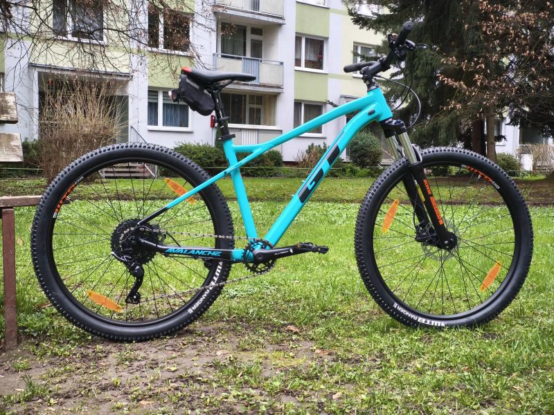 GT AVALANCHE 27,5 COMP Kola 27,5 vel. M, jednoplacka!!