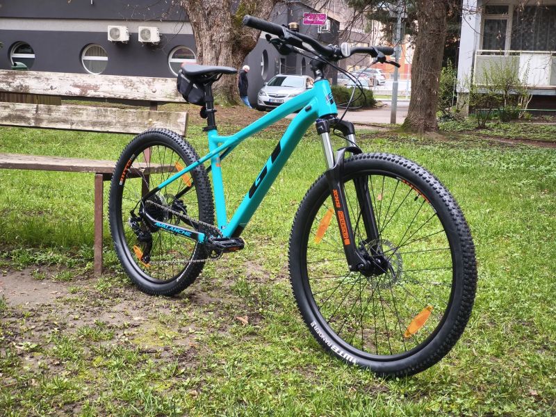GT AVALANCHE 27,5 COMP Kola 27,5 vel. M, jednoplacka!!