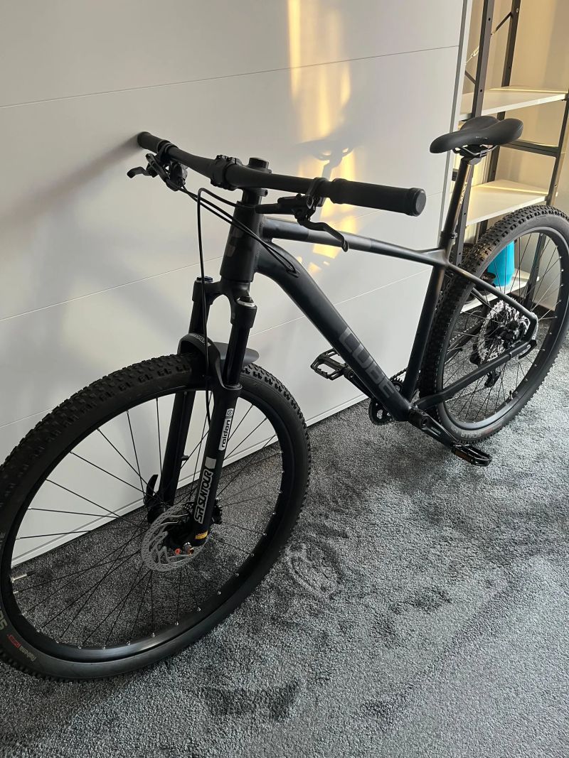 Cube Aim Race 29" black´n´azure L (20")