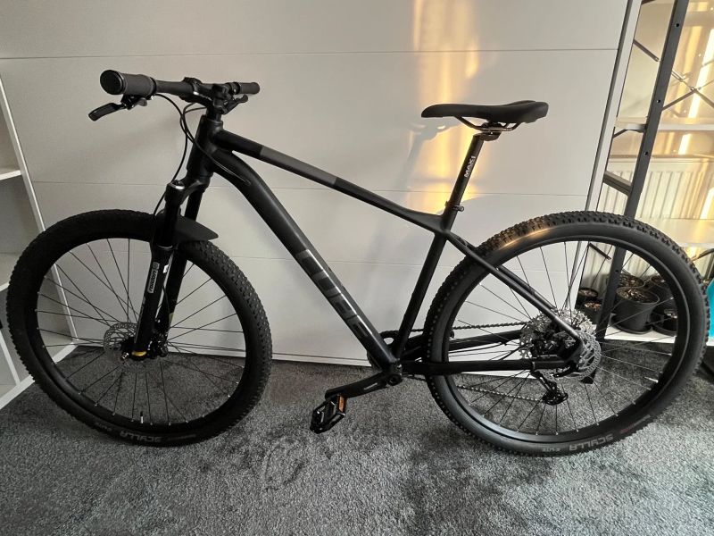 Cube Aim Race 29" black´n´azure L (20")