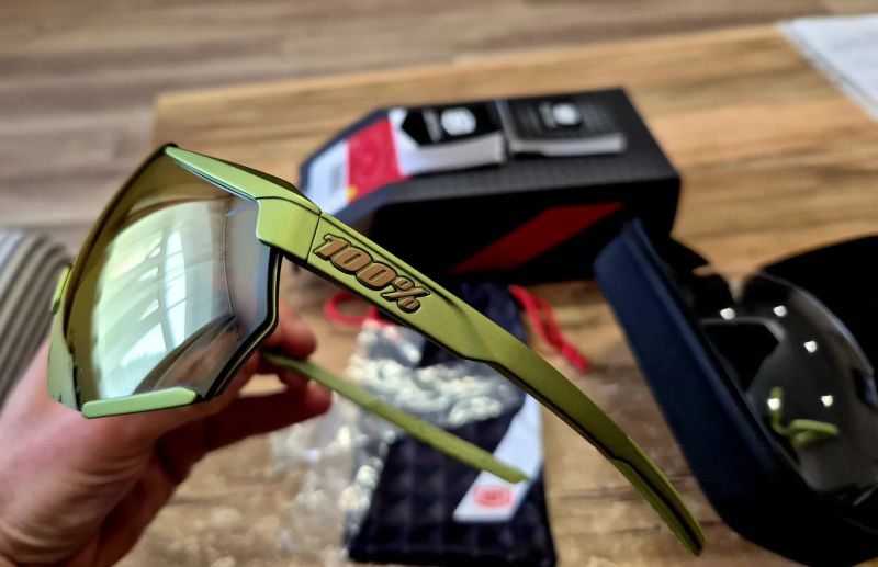 Nové brýle 100% Racetrap brýle Matte Metallic Viperidae/Bronze Multilayer Mirror Lens