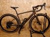 Specialized Diverge Expert Carbon - 2025 SRAM Rival eTap AXS/GX EAGLE AXS, velikost rámu M 